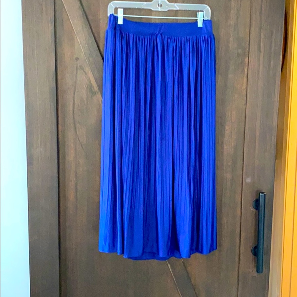 Pleated skirt